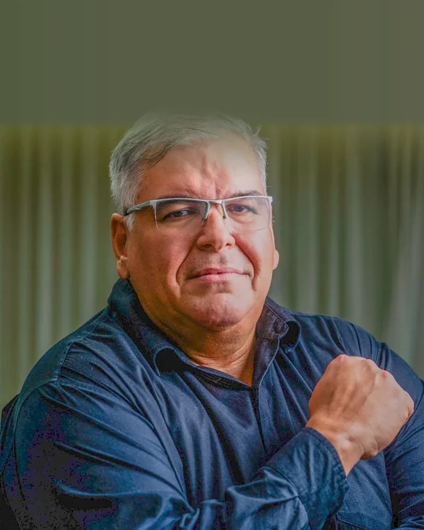 Mauro Abreu, corretor de imóveis